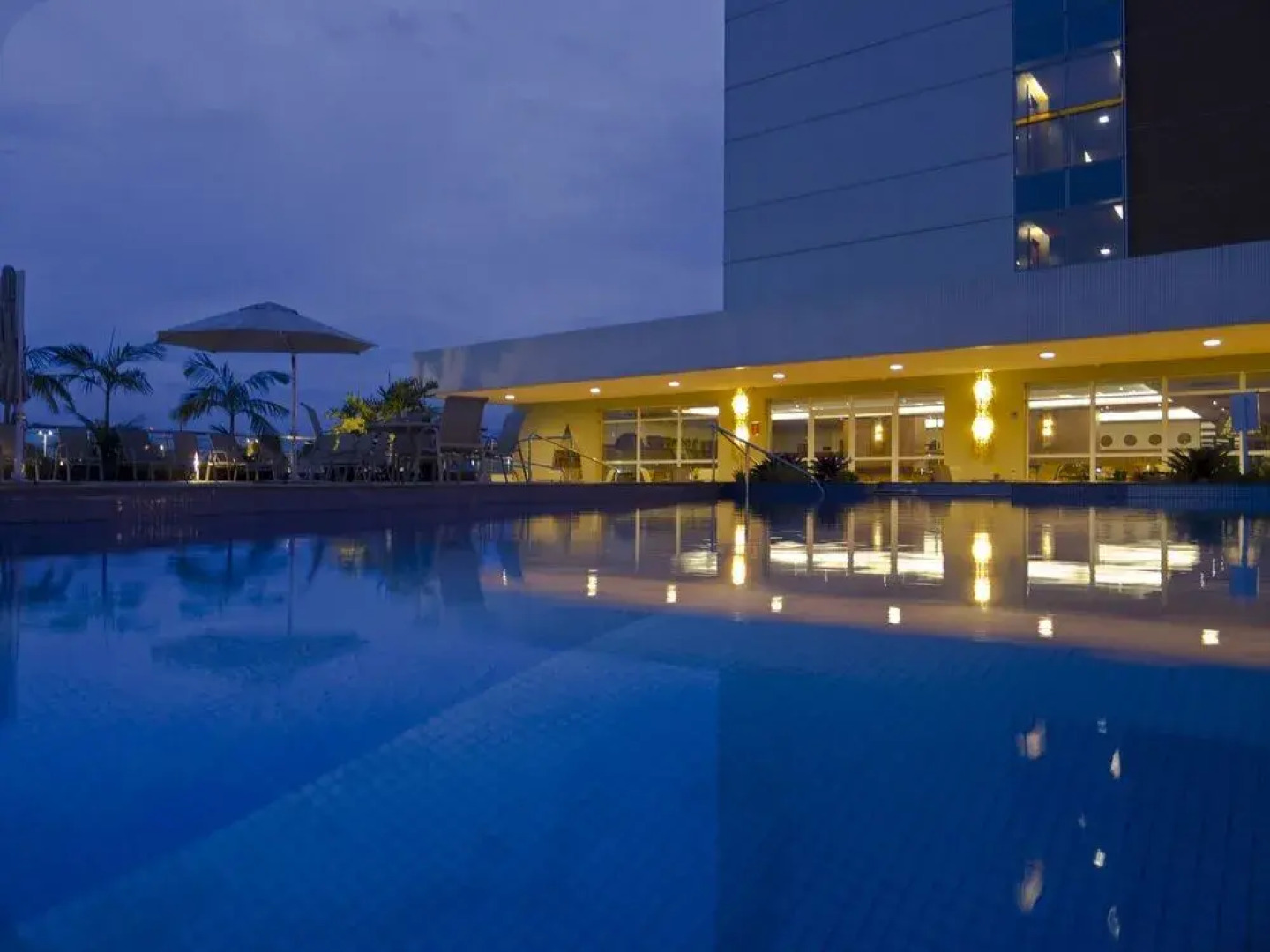 Caesar Business Manaus