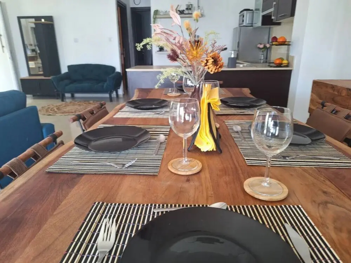 Paramount Gardens Resorts D204