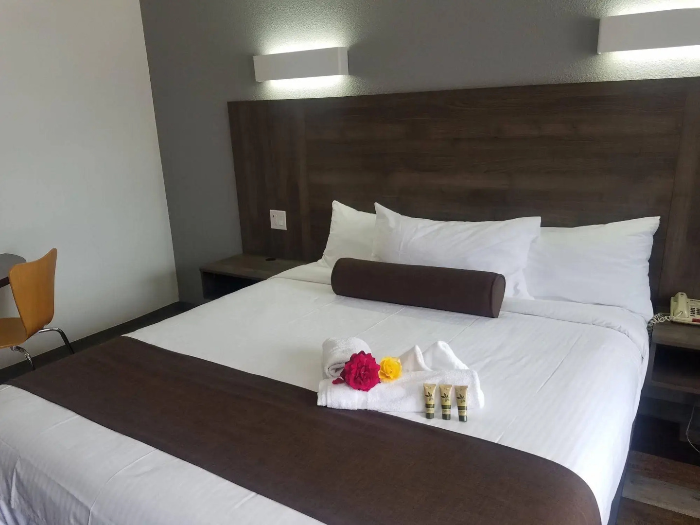 Value Inn Bellflower