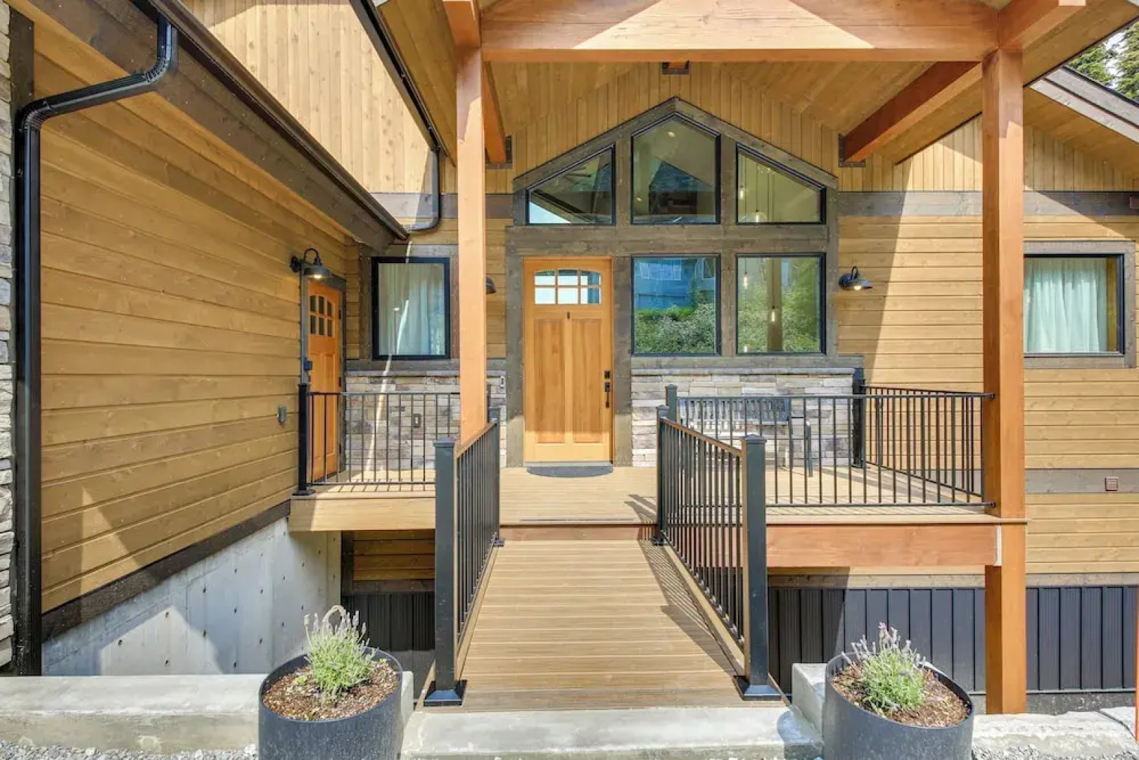 Ski-in/out Schweitzer Mountain Home in Sandpoint!
