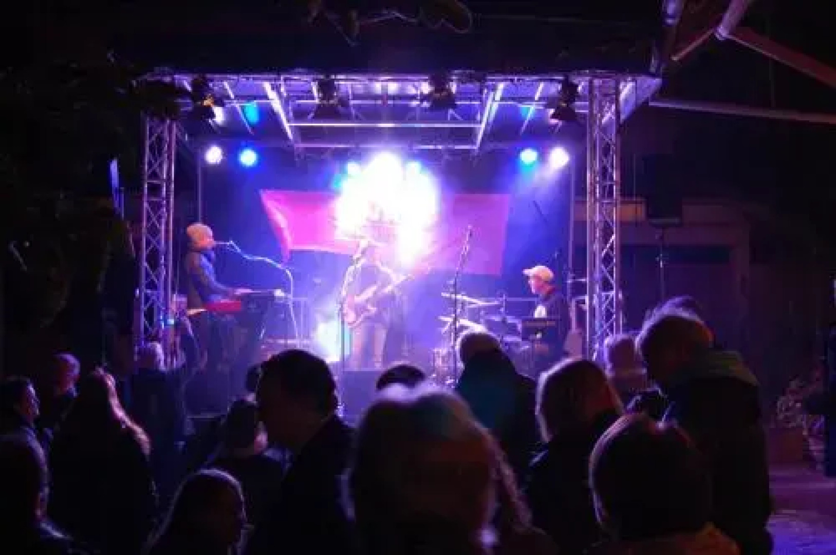 HEINRICHs winery bed & breakfast