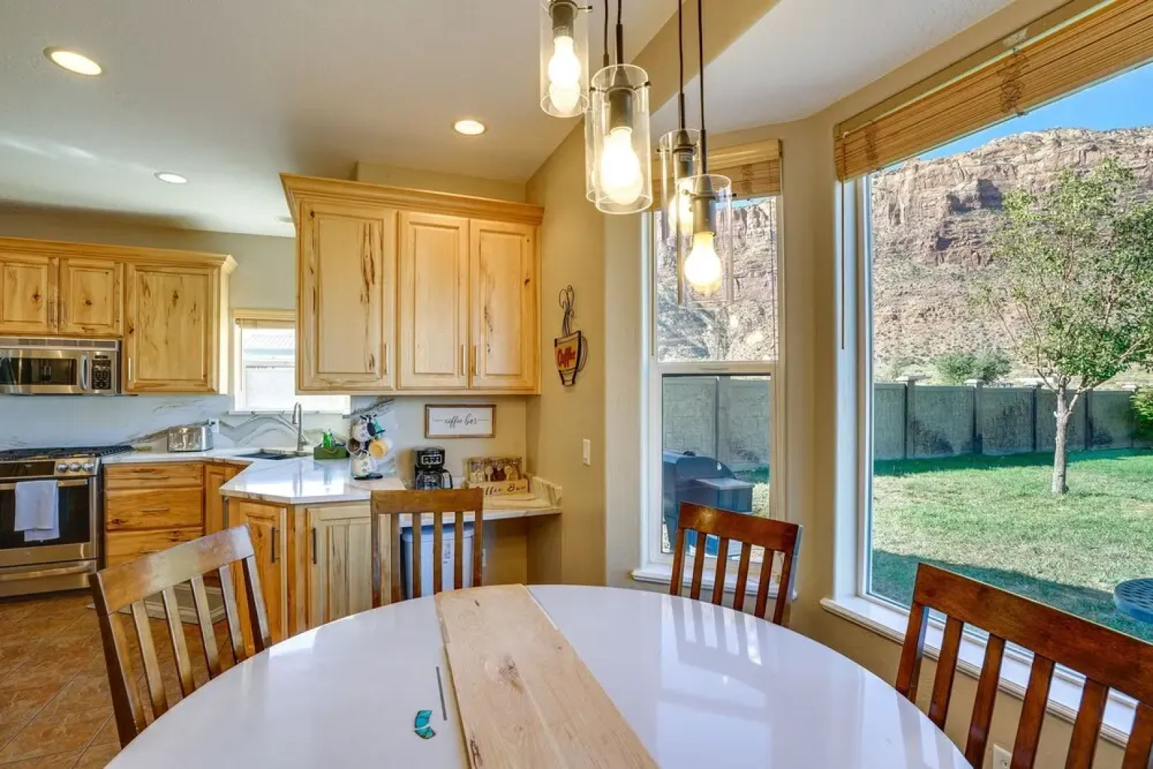 Moab Home w/ Pool - 14 Mi to Arches National Park!