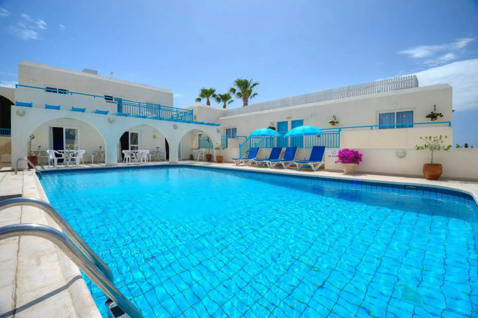 Sunny Hill Hotel Apartments