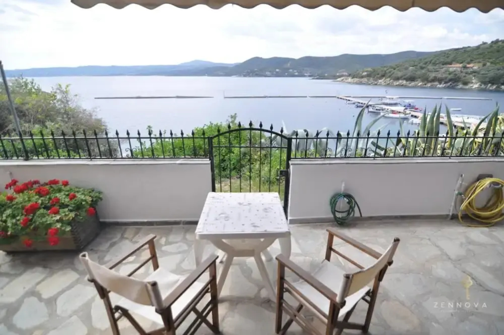 Zennova 42 Pirgadikia Sky Sea Home