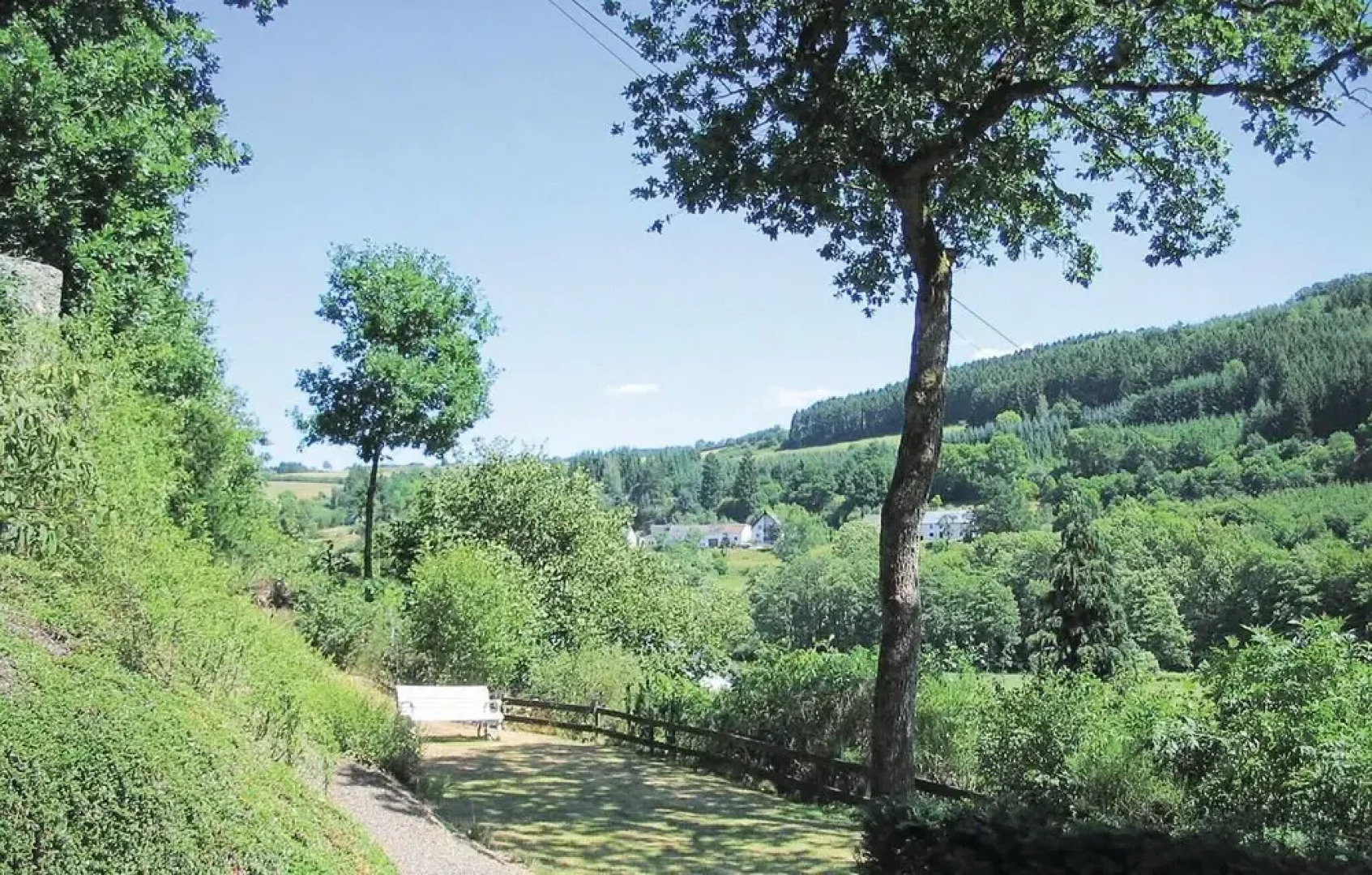 Nice Home in Burg-reuland With 3 Bedrooms, Sauna and Wifi