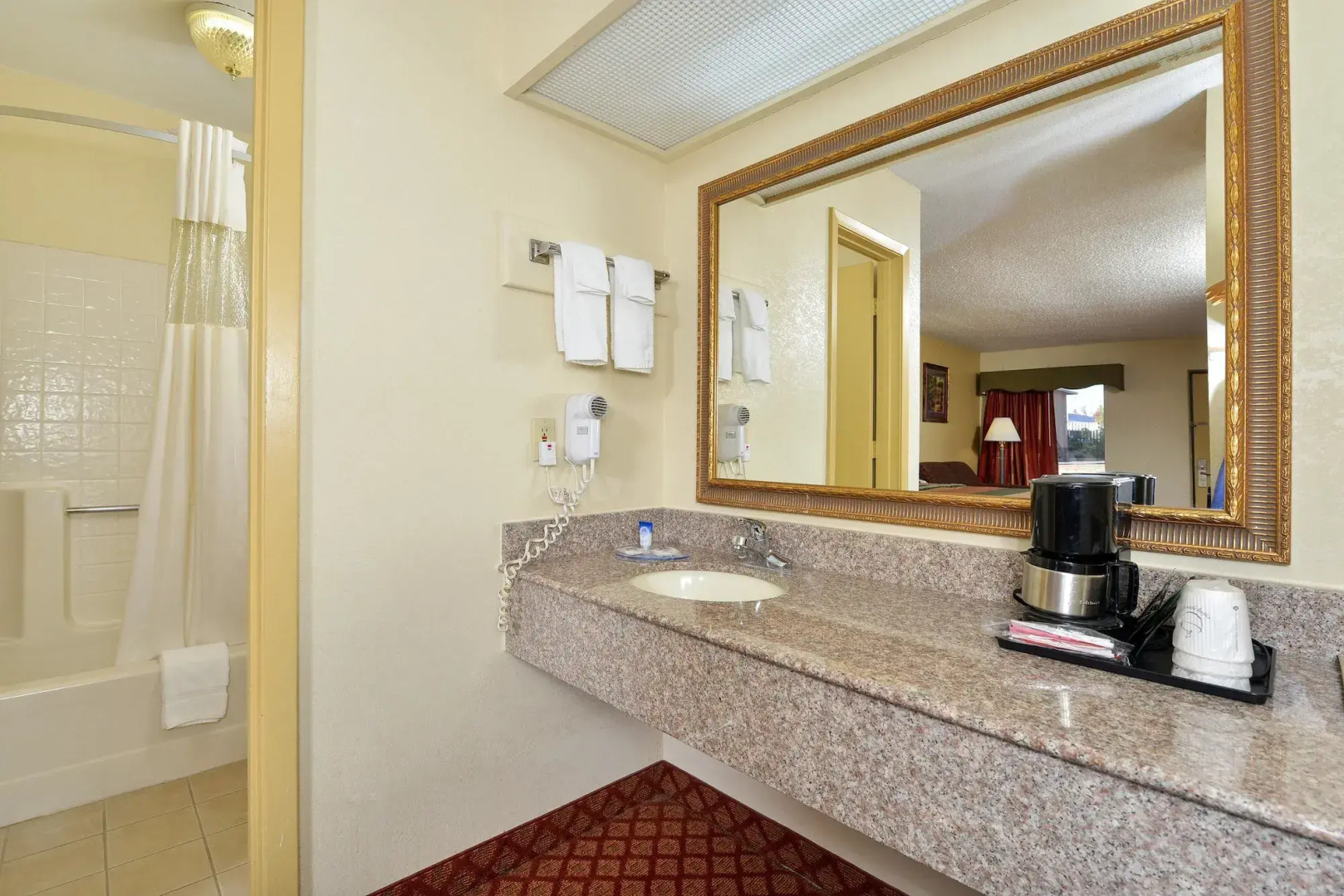 Americas Best Value Inn Brookhaven