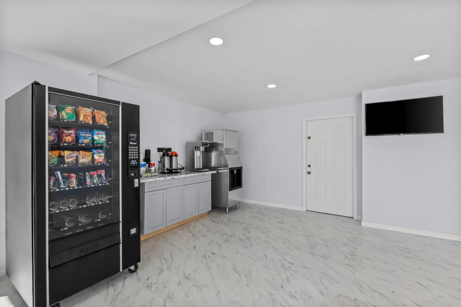 Suburban Studios Newport News – Hampton