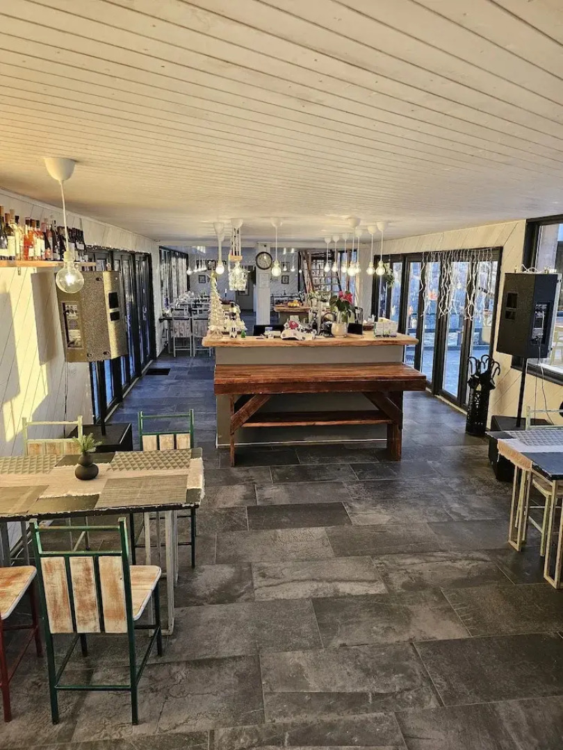 Ursa Mica Glamping Resort