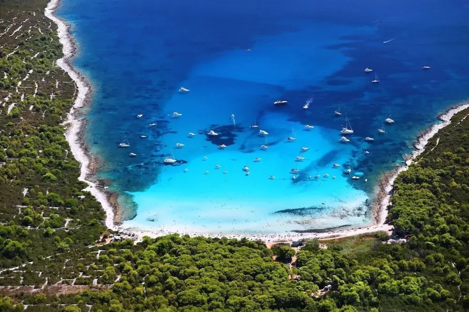 Buga - Close to the Beach & Comfortable - SA2