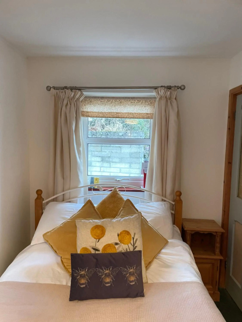 Rose Cottage Trevarren Saint Columb Cornwall TR96PJ
