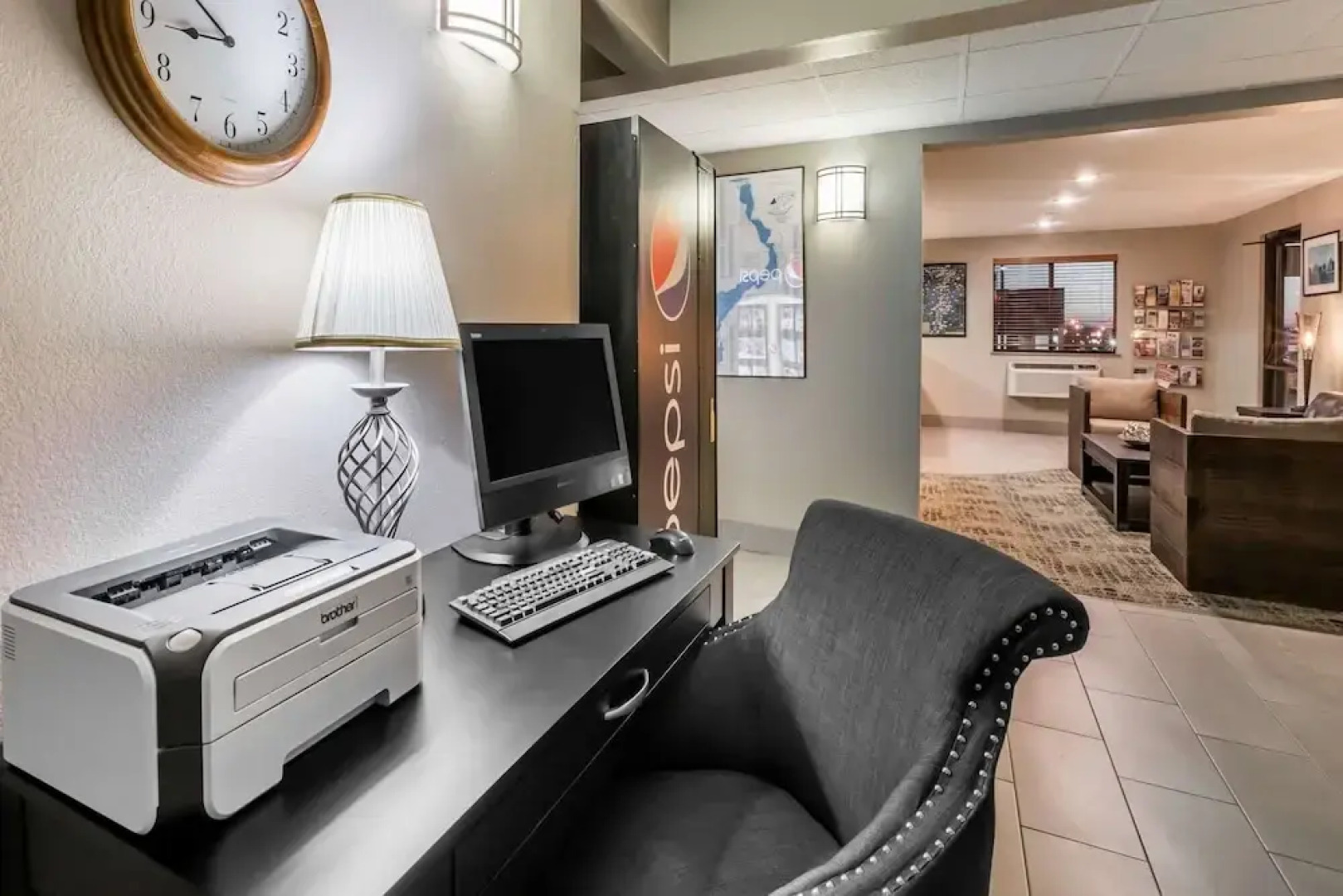 Super 8 Spirit Lake/Okoboji