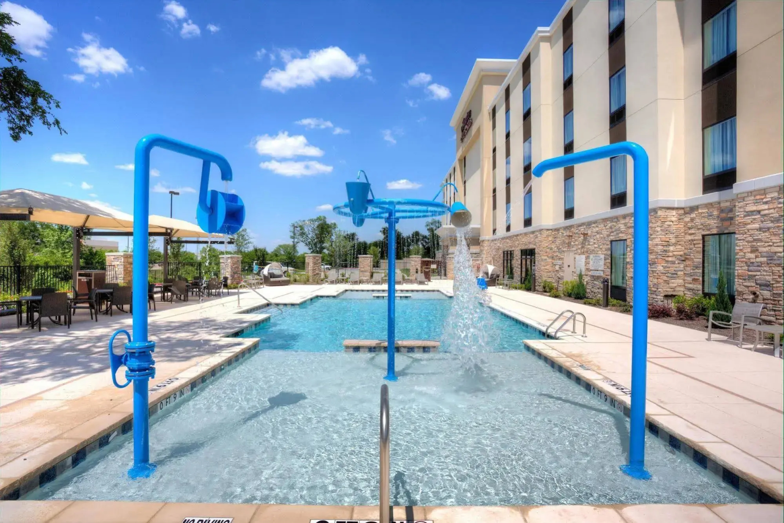 Hampton Inn & Suites Dallas/Plano-East