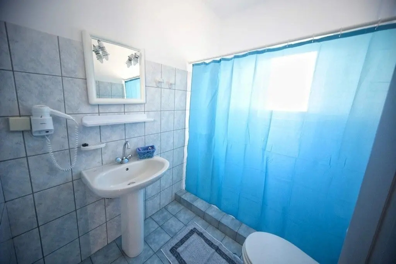 Crystal Blue Aparthotel