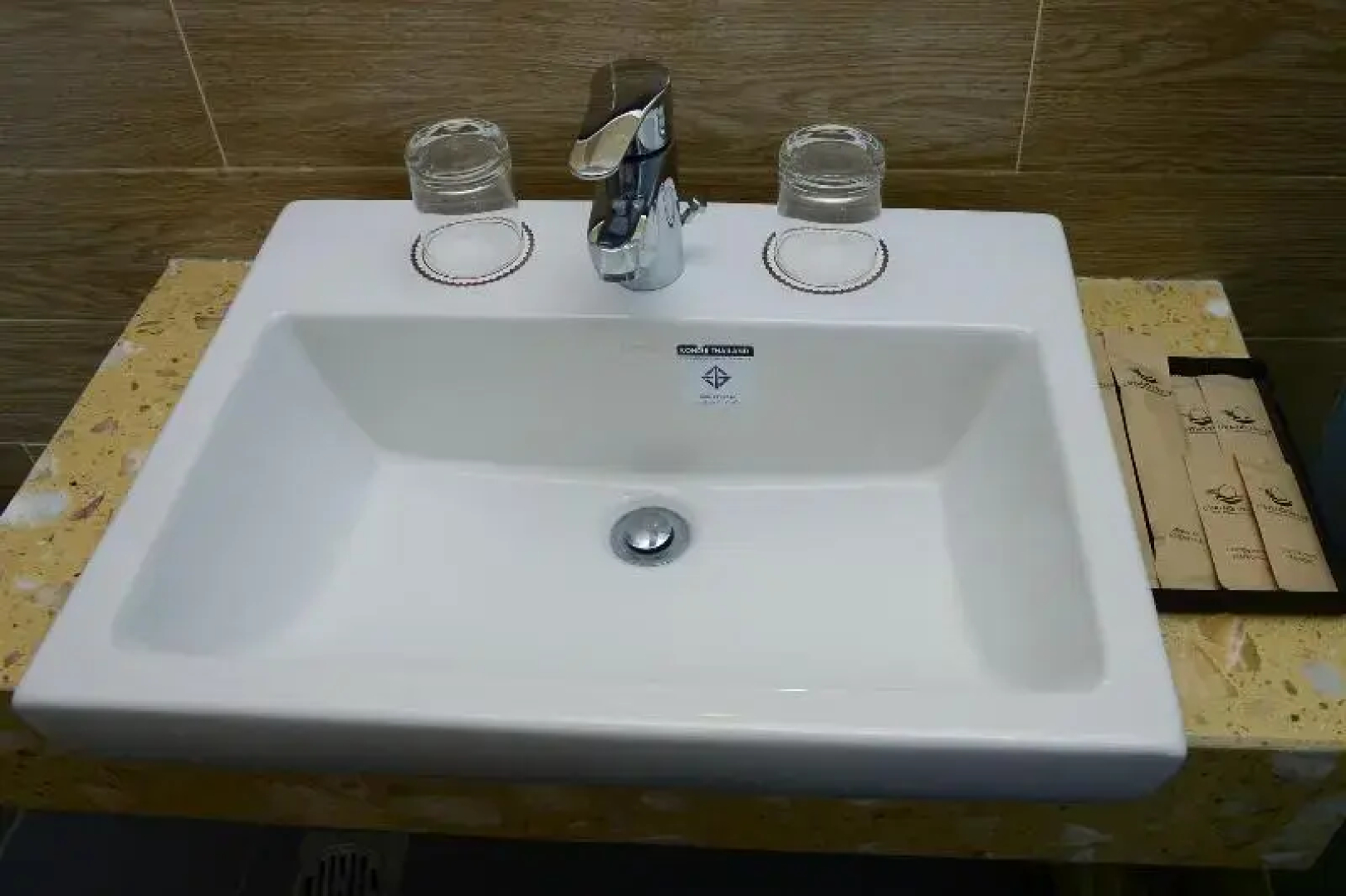 Lang Noi Tan Lap Hotel