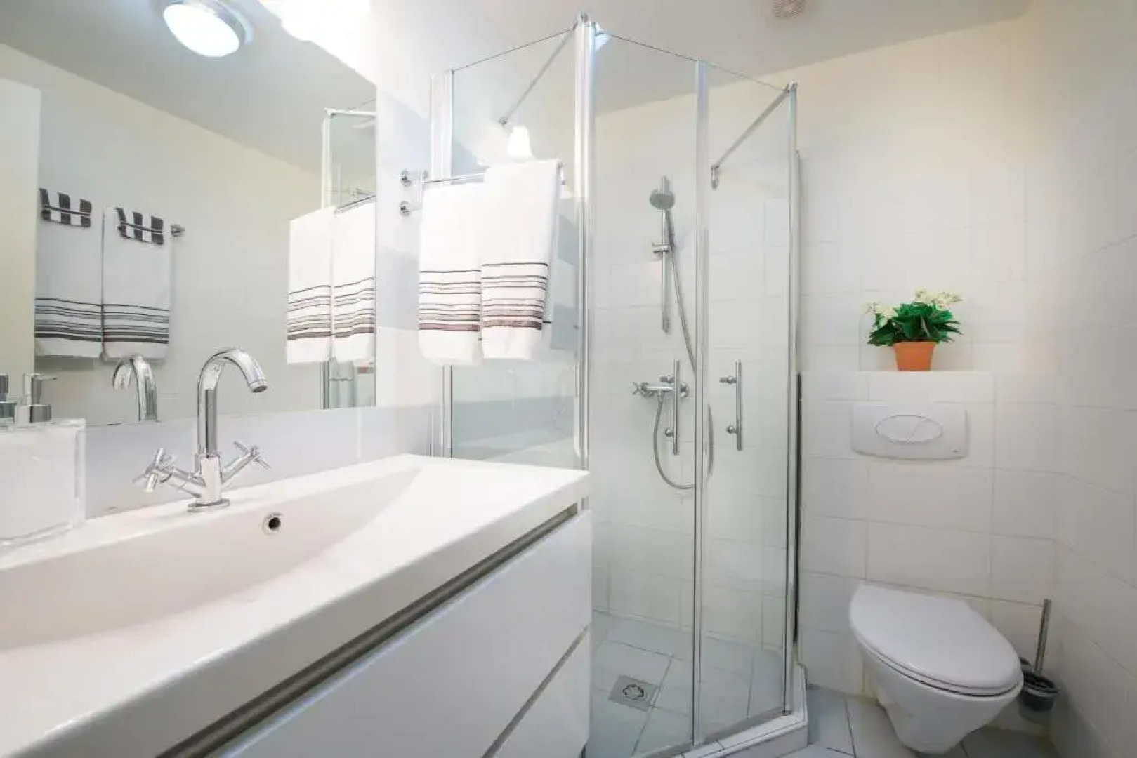 Ocean Sky Apartments