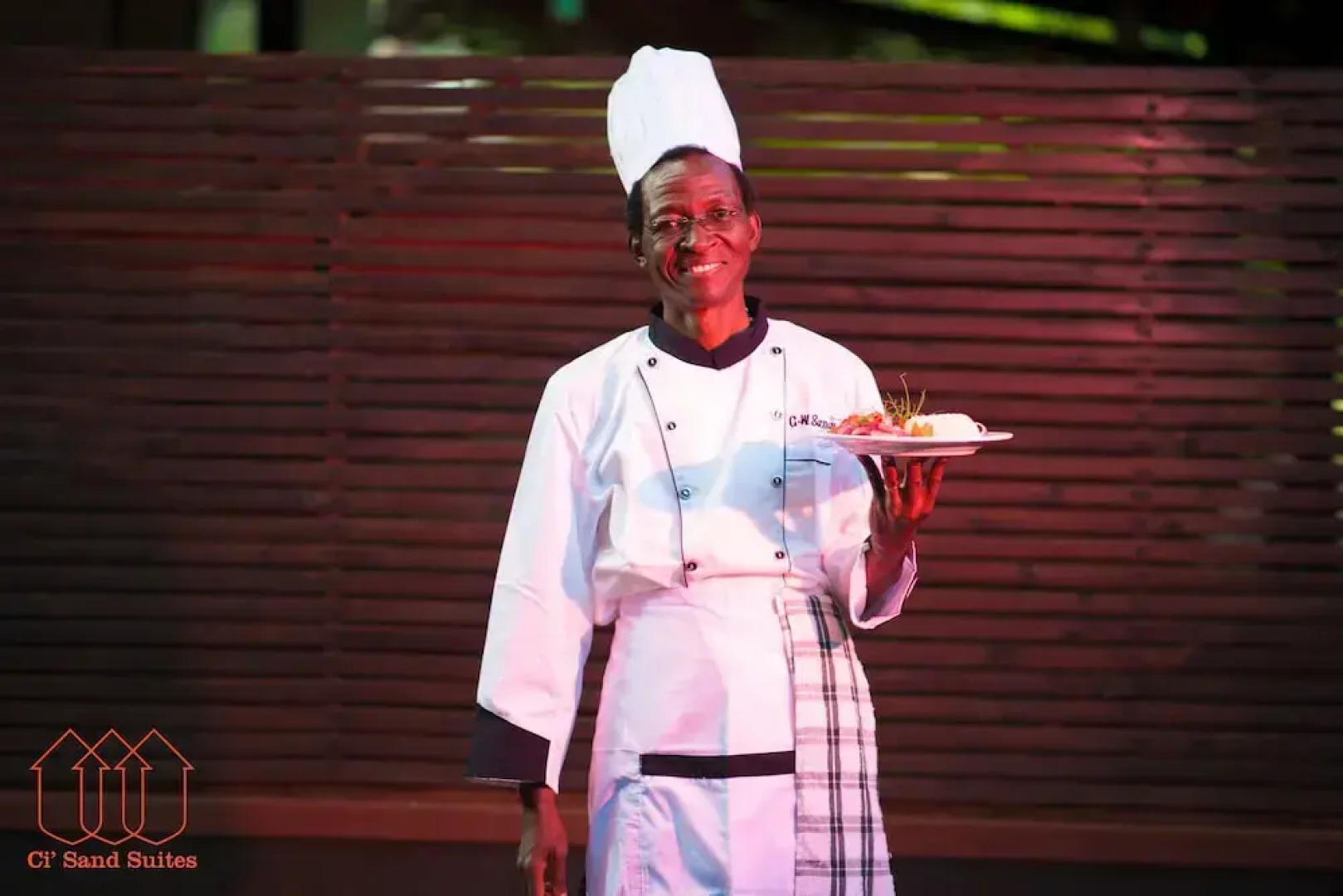 Ci'Sand Suites Hotel