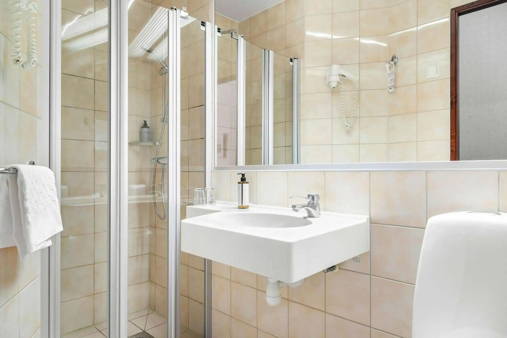 Best Western Ta Inn Hotel