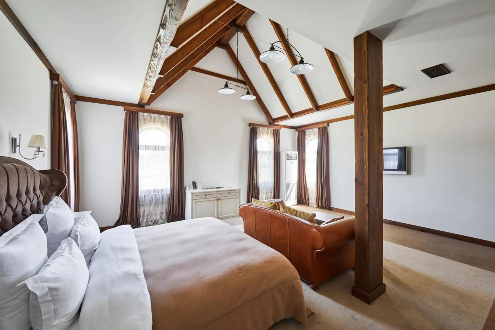 Ambassadori Kachreti Hotel & Golf Resort