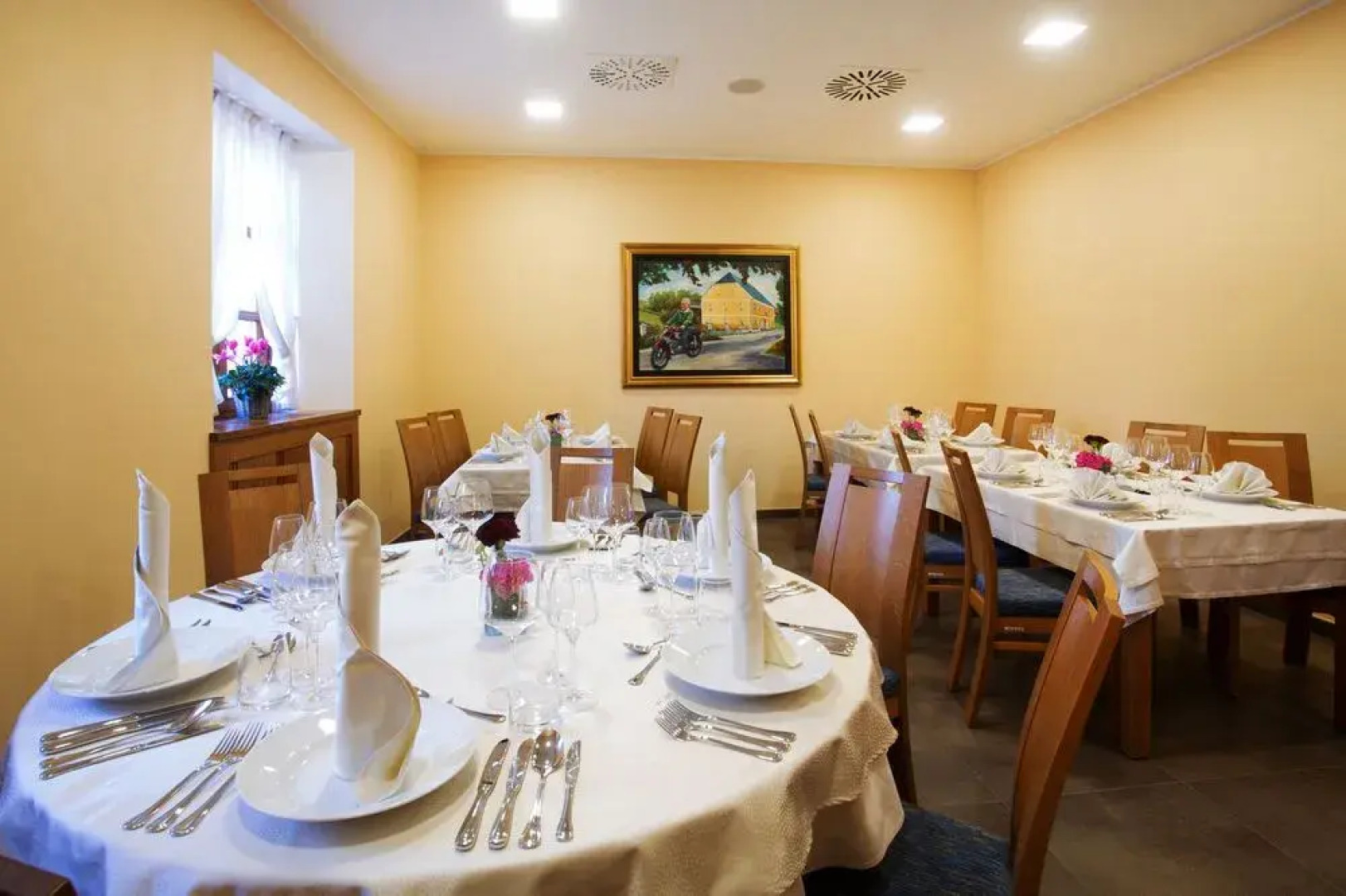 Hotel and guest house Triglav Dobrna
