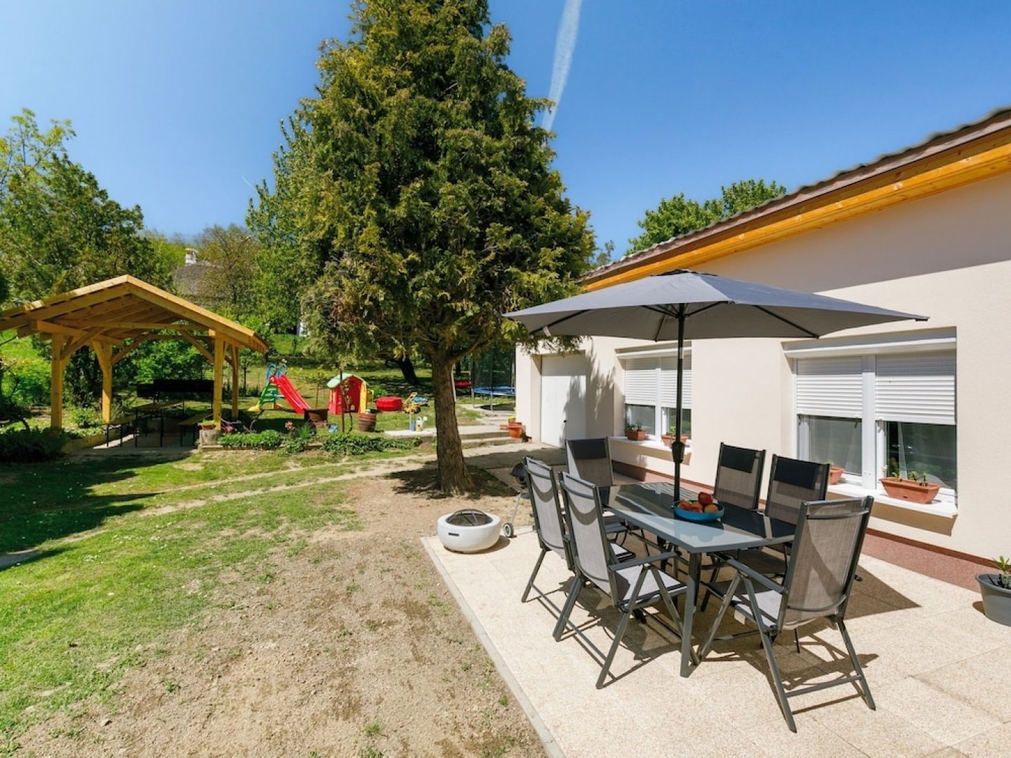 Cherry Fony d in Fony d