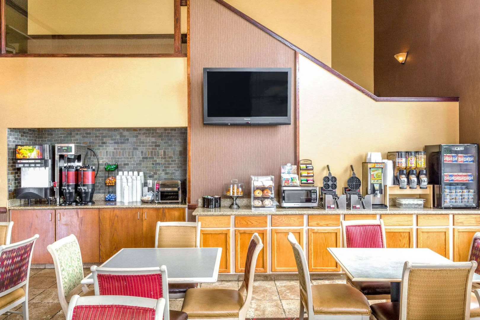 Comfort Inn & Suites Salt Lake City I-80 I-15 Downtown