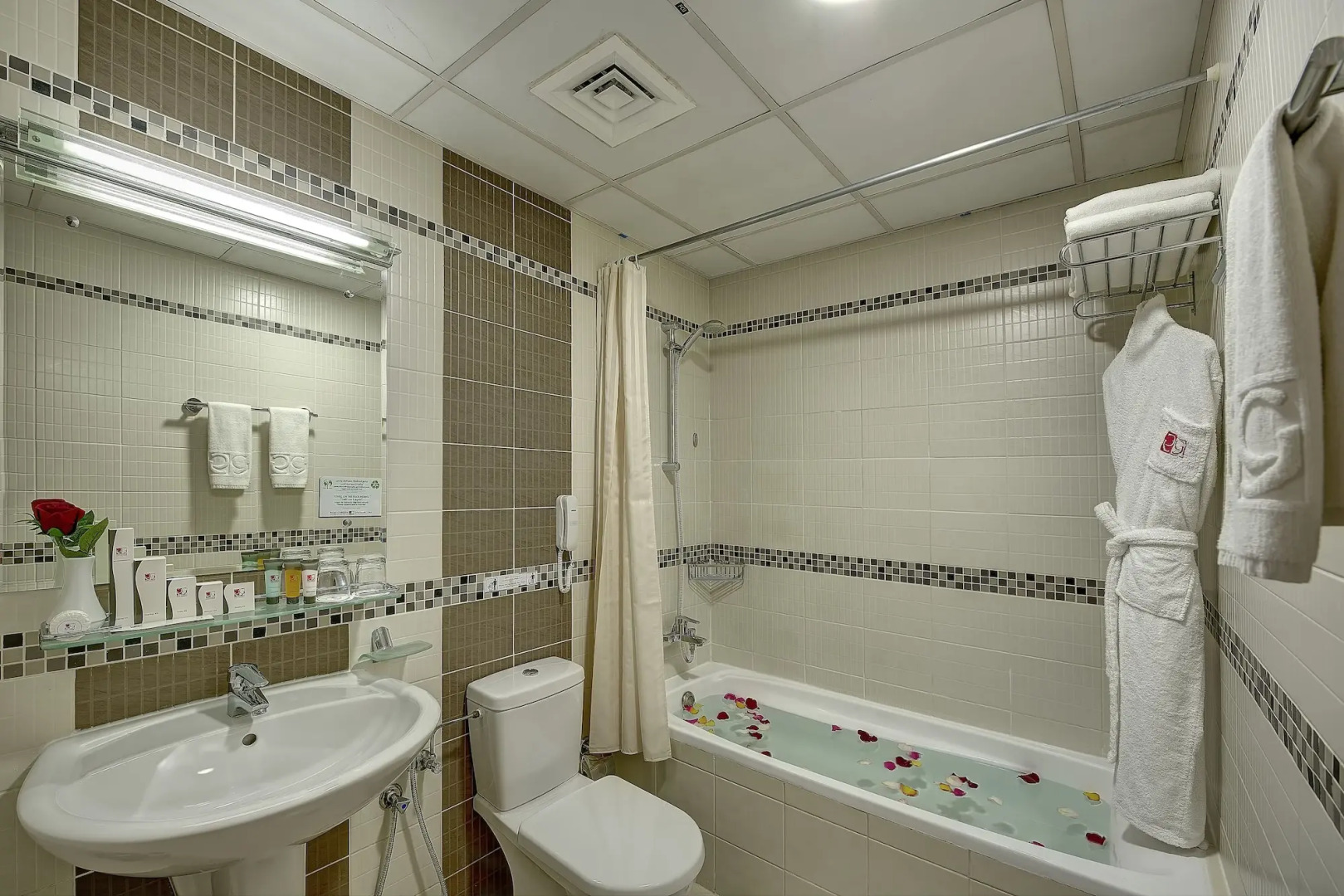 Rose Garden Hotel Apartments Barsha