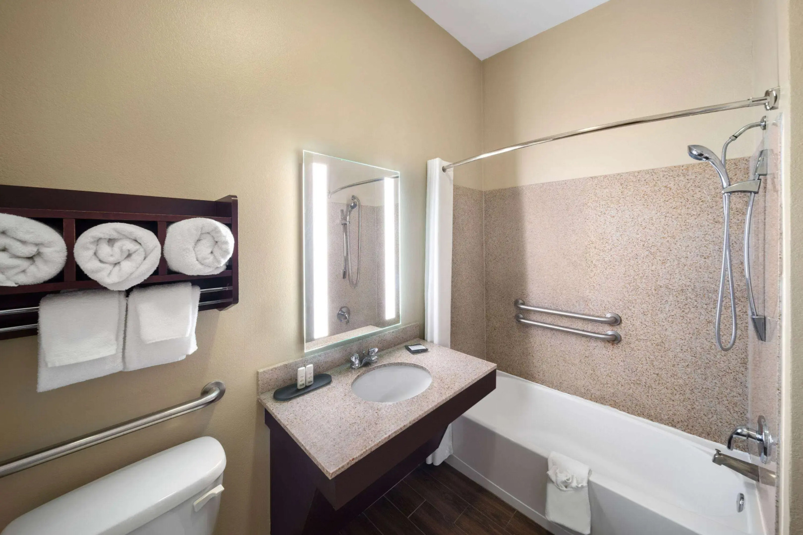 La Quinta Inn & Suites by Wyndham Houma