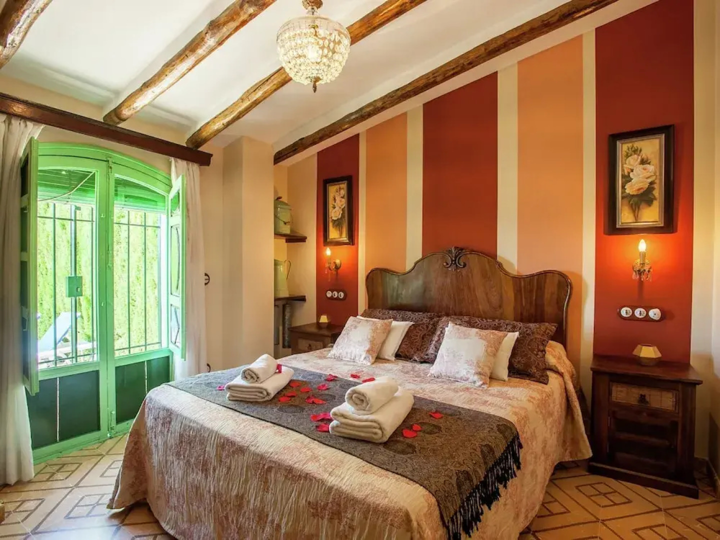 Rustic Cottage in Rute With Swimming Pool