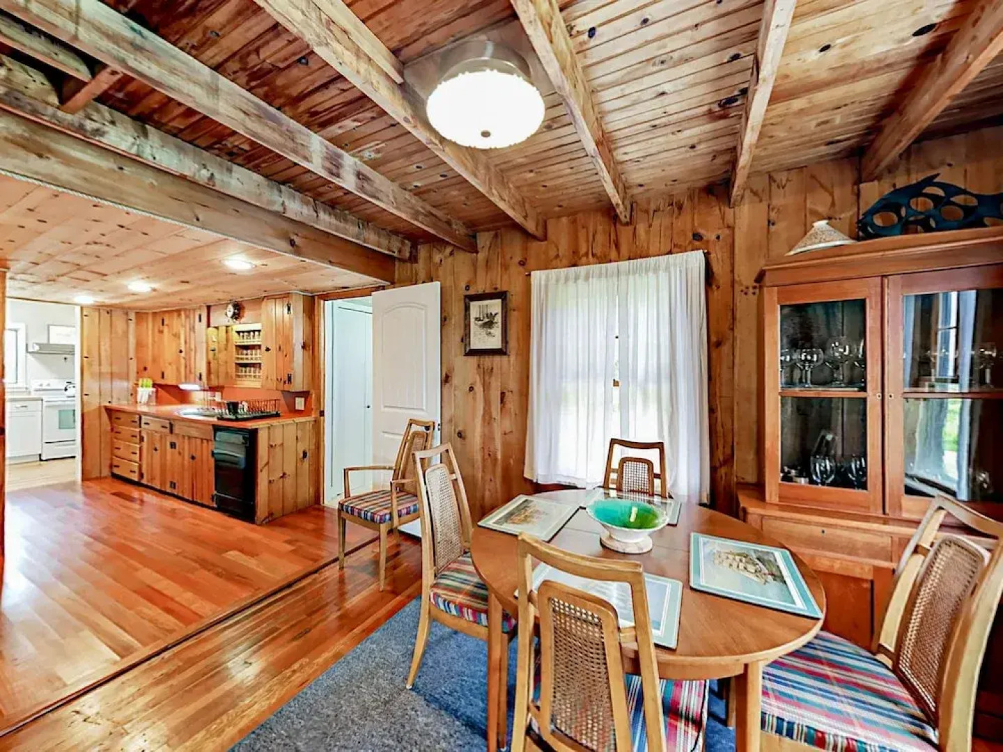 18 Spring St Cottage 4 Bedrooms 2 Bathrooms Cottage