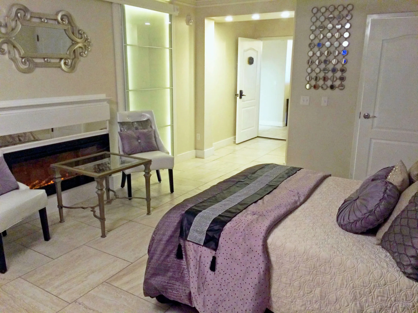 5th East Hall Bed & Breakfast