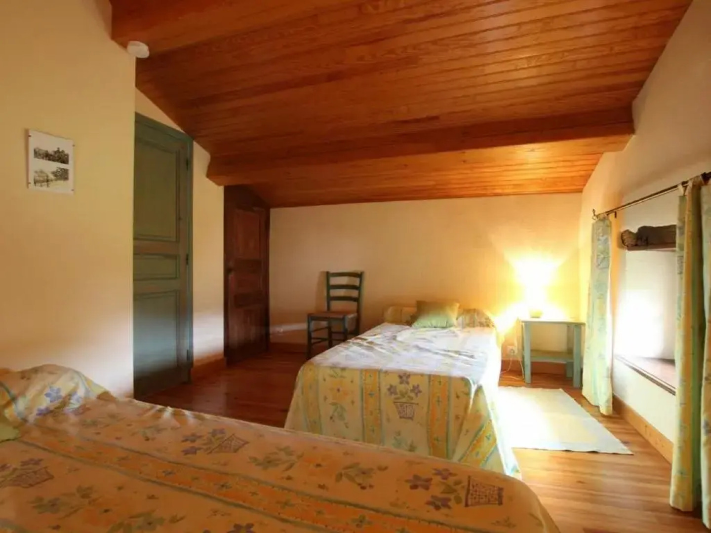 Gîte Villeneuve-d'Allier, 6 pièces, 10 personnes - FR-1-582-183