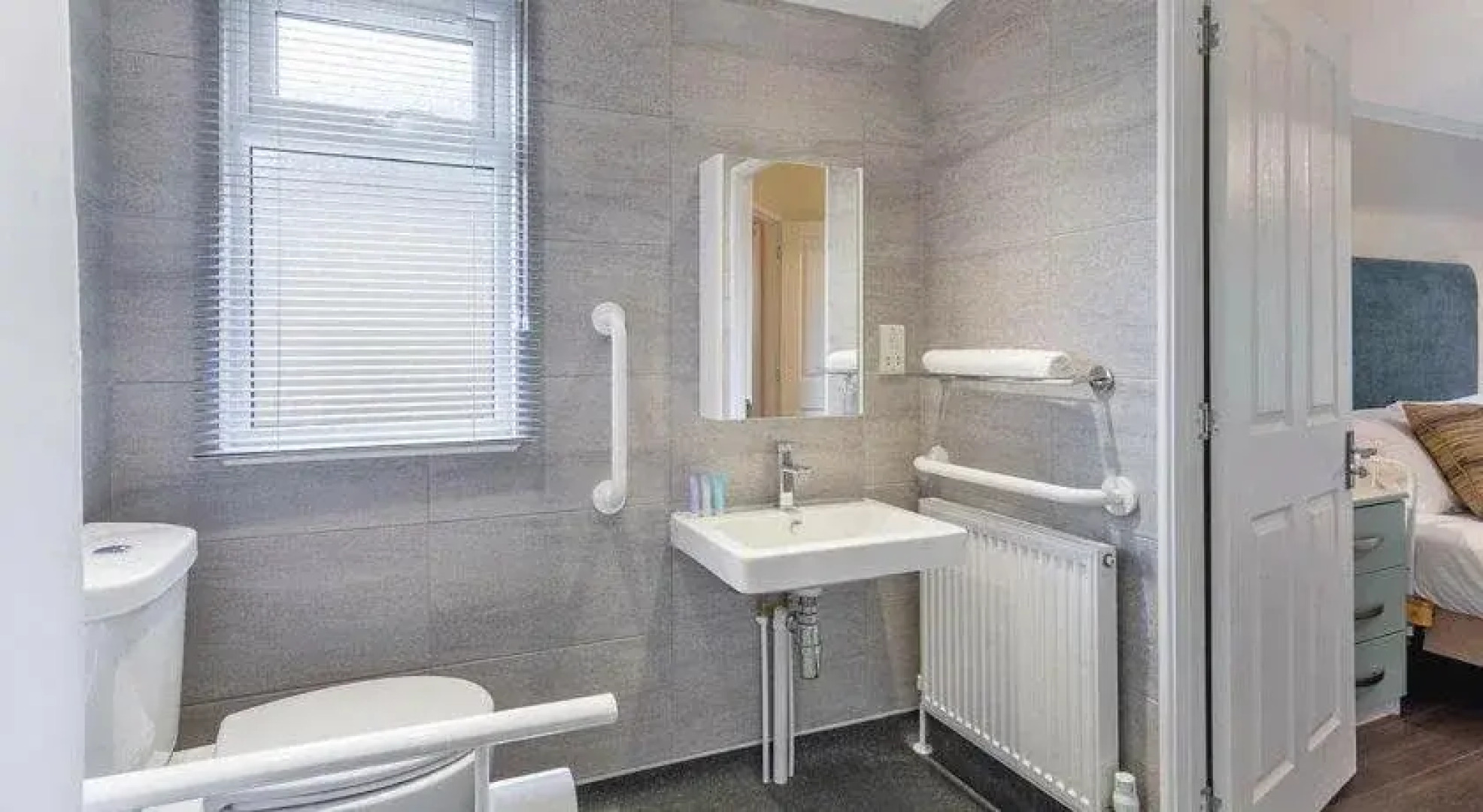 Cheddar Woods Resort and Spa