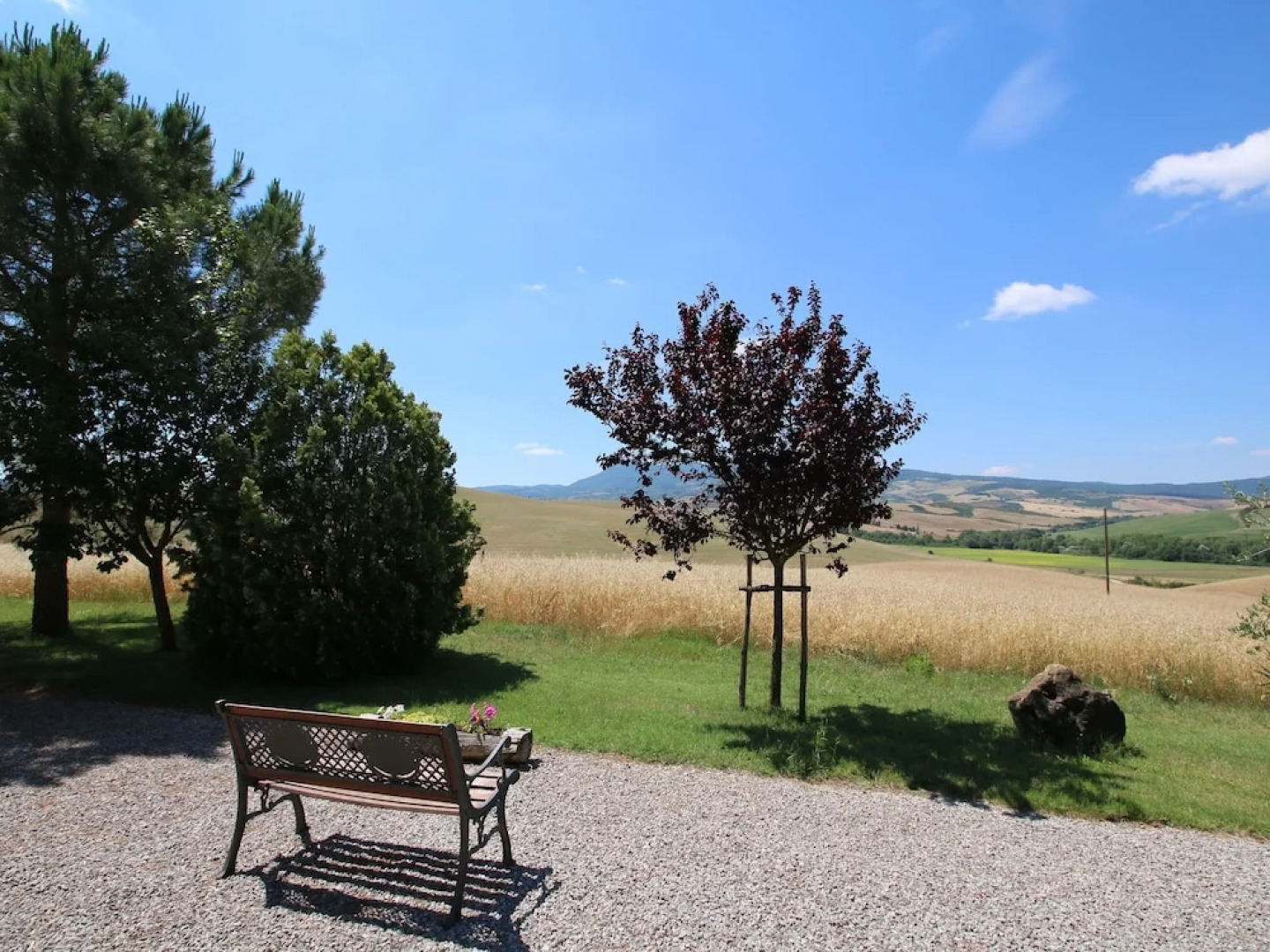 Farmhouse on a hill in the breathtaking Tuscan countryside
