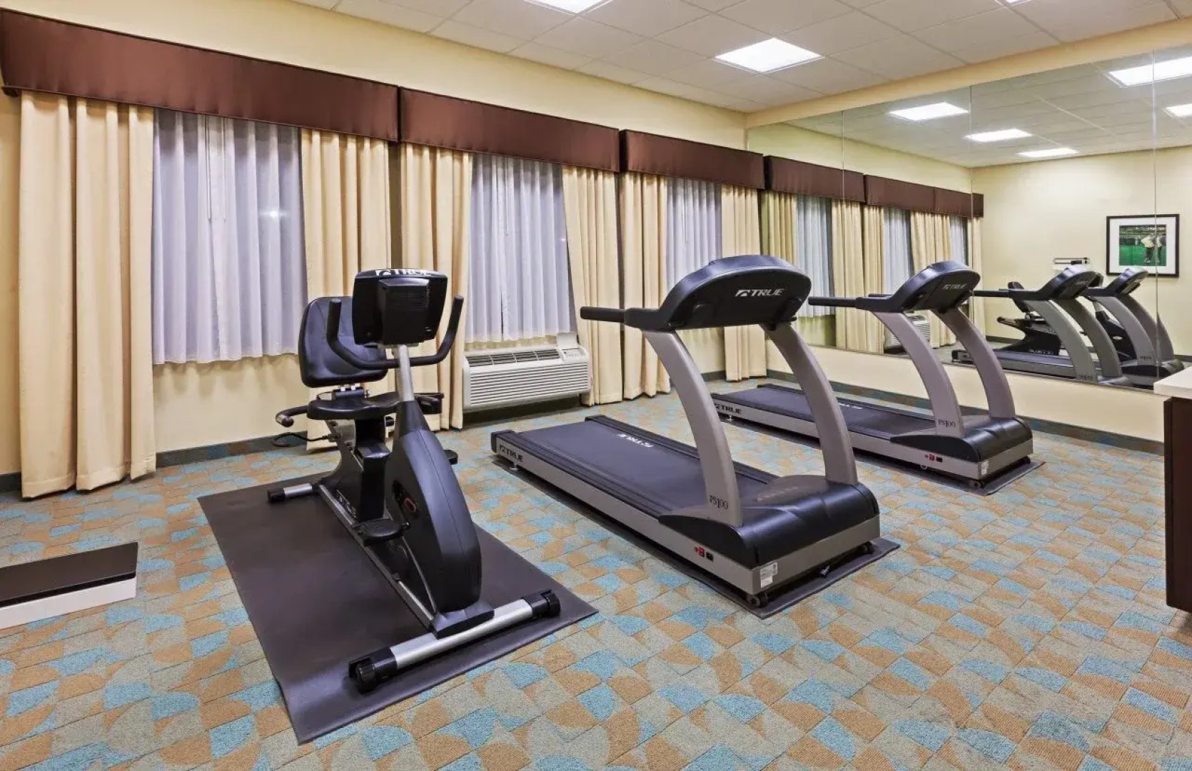 Holiday Inn Express Hotel & Suites Victoria by IHG