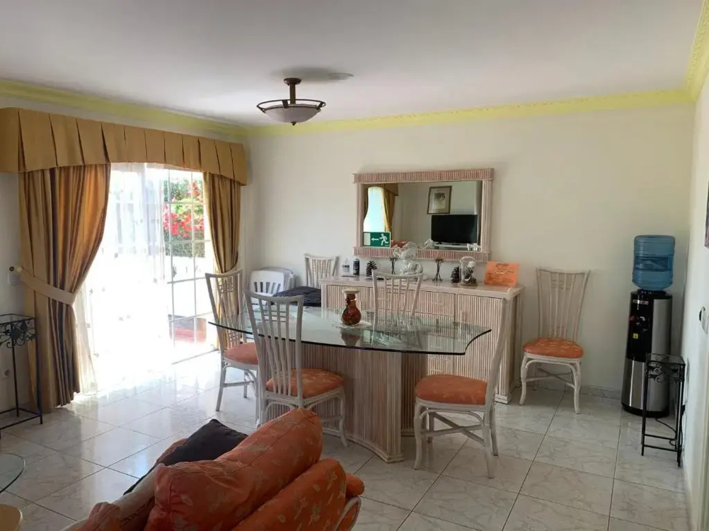 Apartamentos Los Delfines