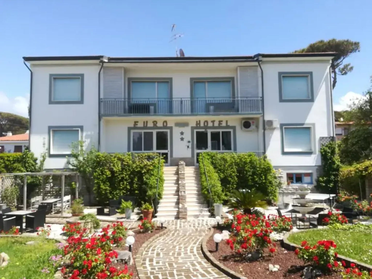 Euro Hotel