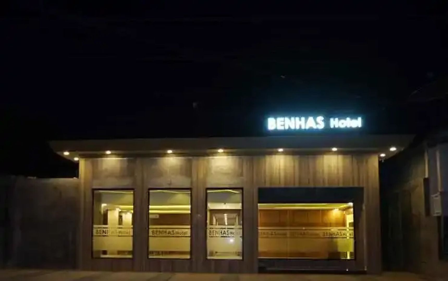 Benhas Hotel