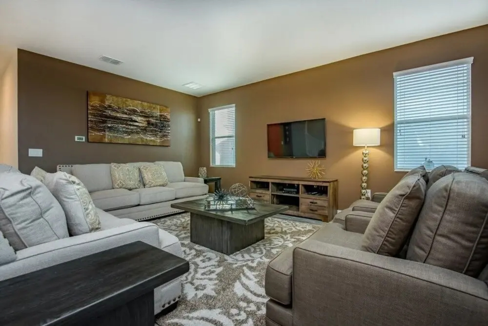 Amazing House! - Champions Gate - 1517MB