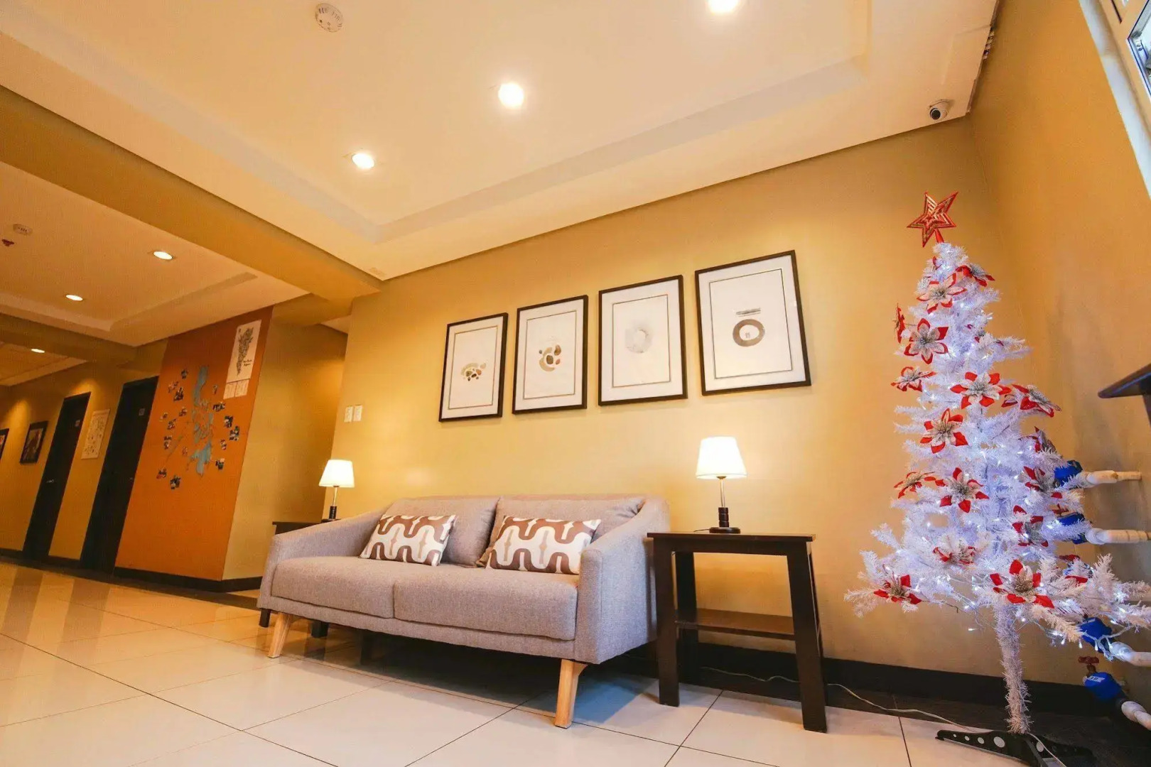 Hometown Hotel Makati - Edsa