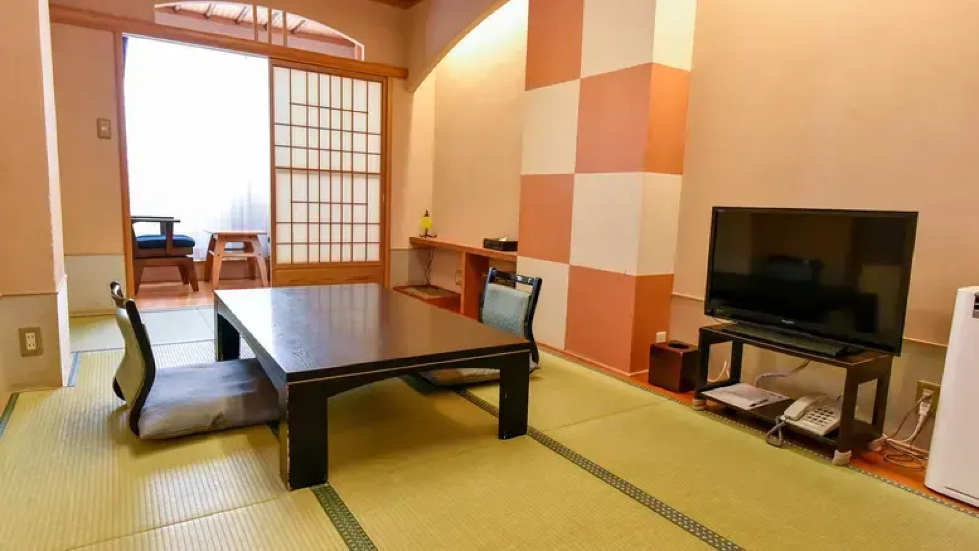 Hamazen Ryokan