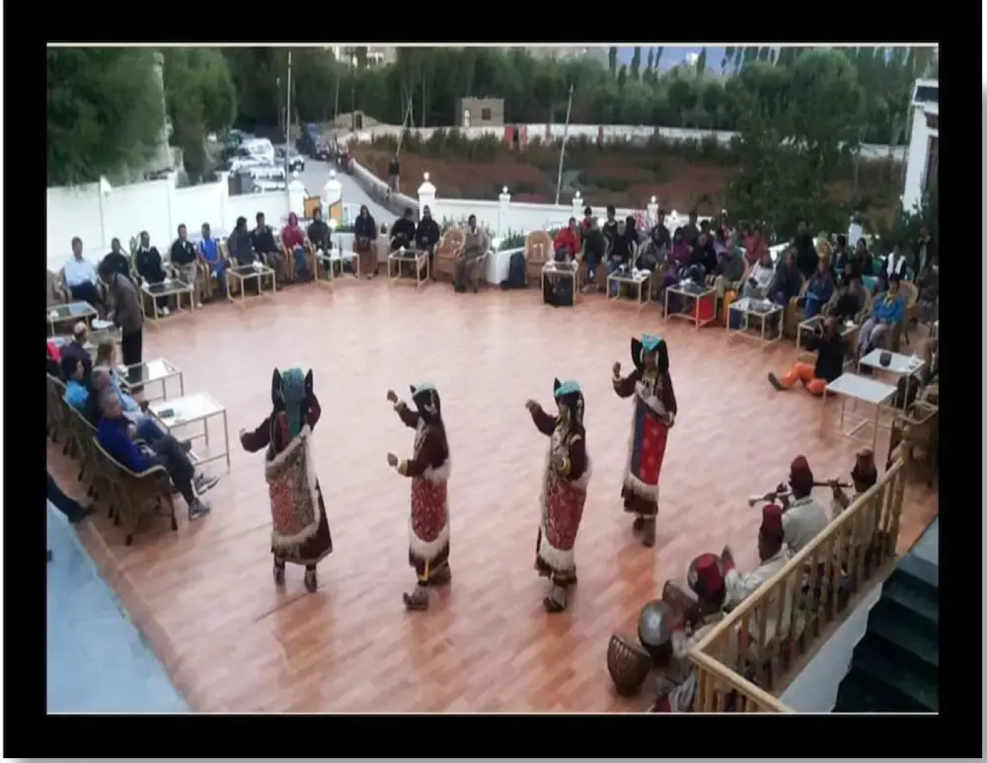 Hotel New Glacier View