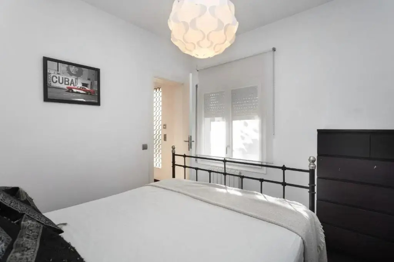 Vila Burriac ,Sunny, Spacious , Private Pool