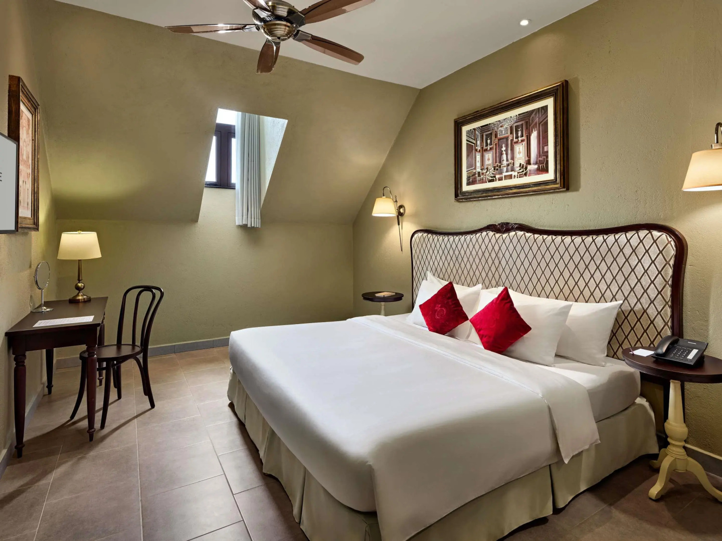 Mercure Danang French Village Bana Hills