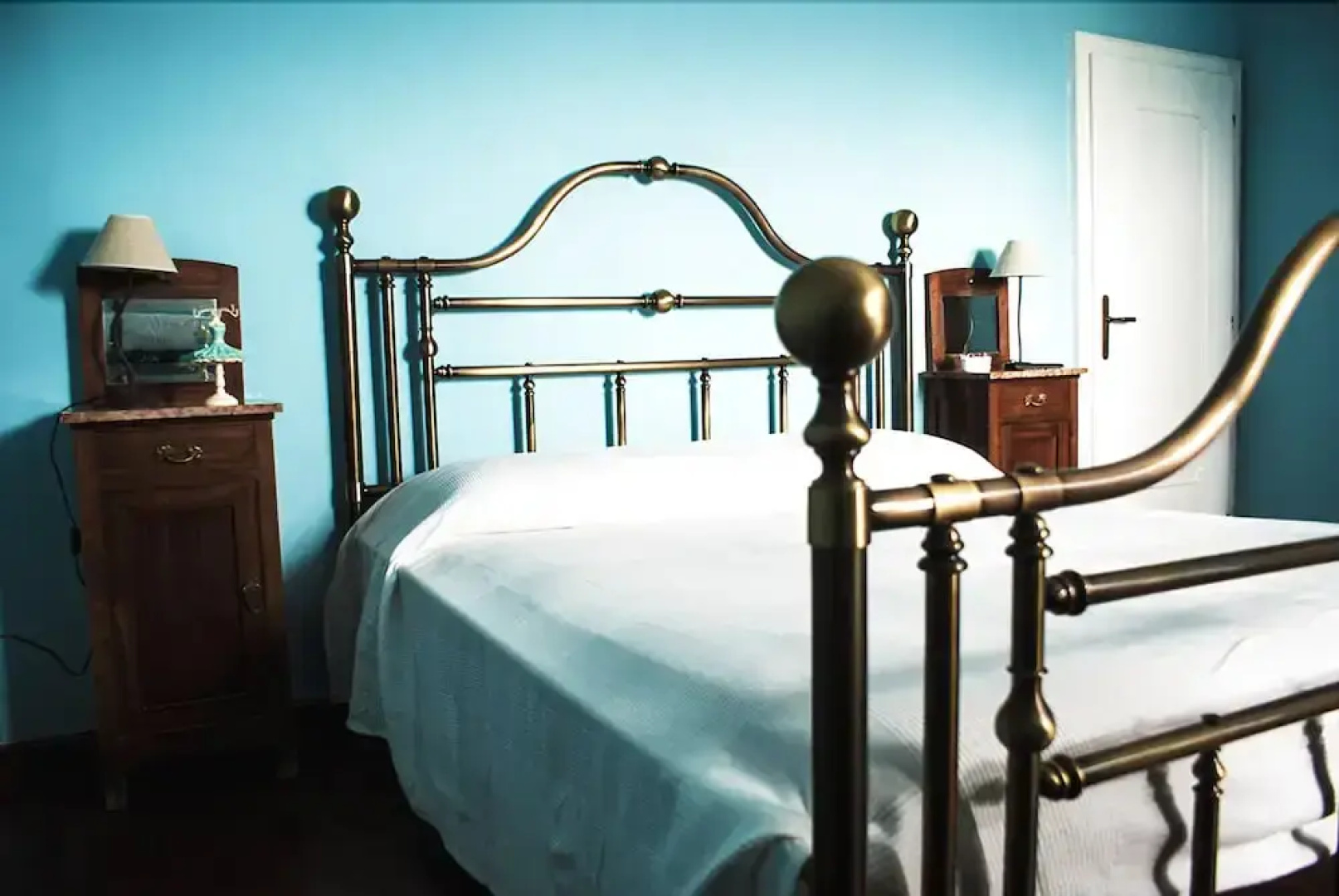 B&B Old Clock