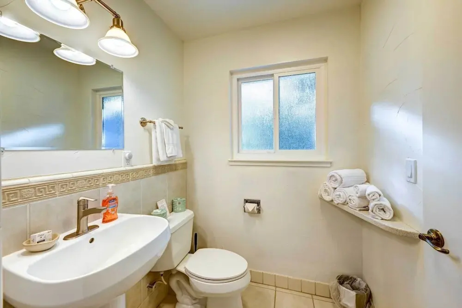 Dog-friendly Oakhurst Home: Walk to Downtown!