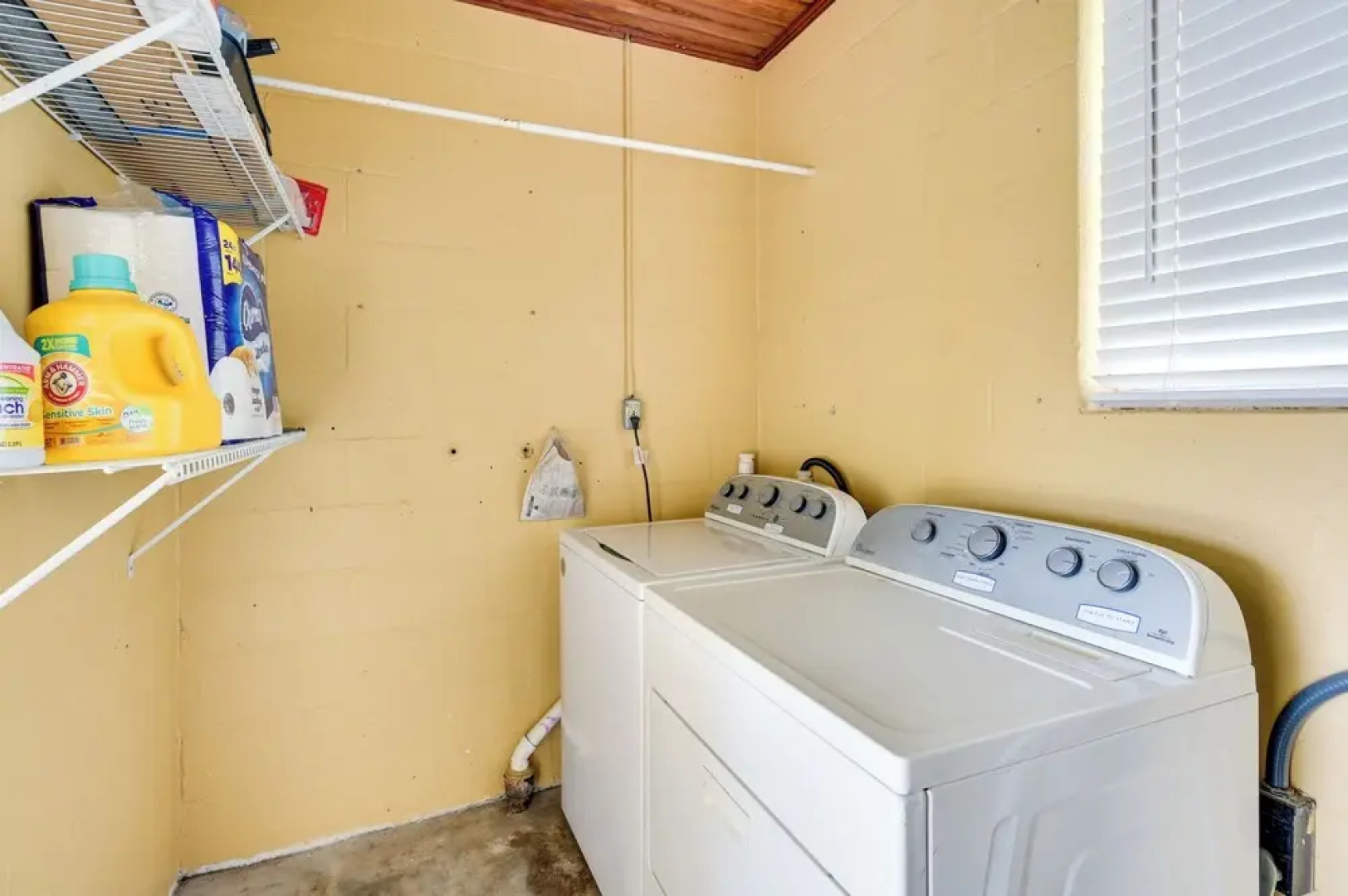 Sunny Lake Wales Getaway - 1 Mi to Downtown