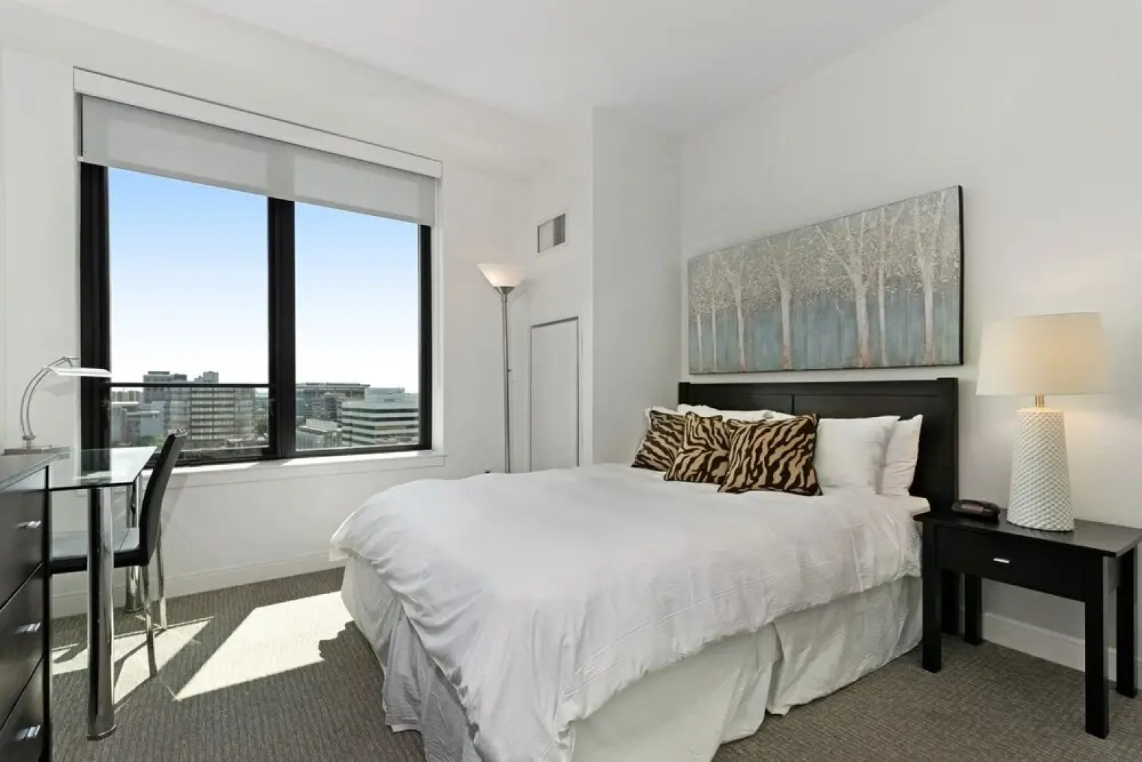 Global Luxury Suites at Summer Street