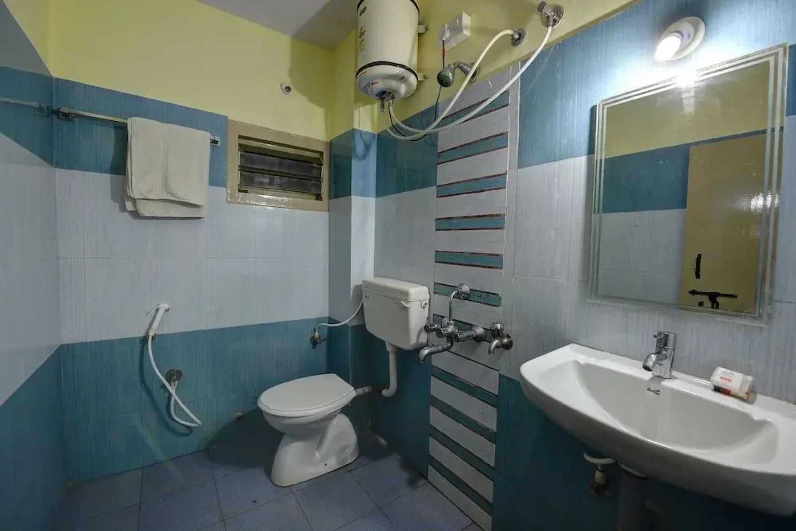 OYO 22499 Vishnu Residency