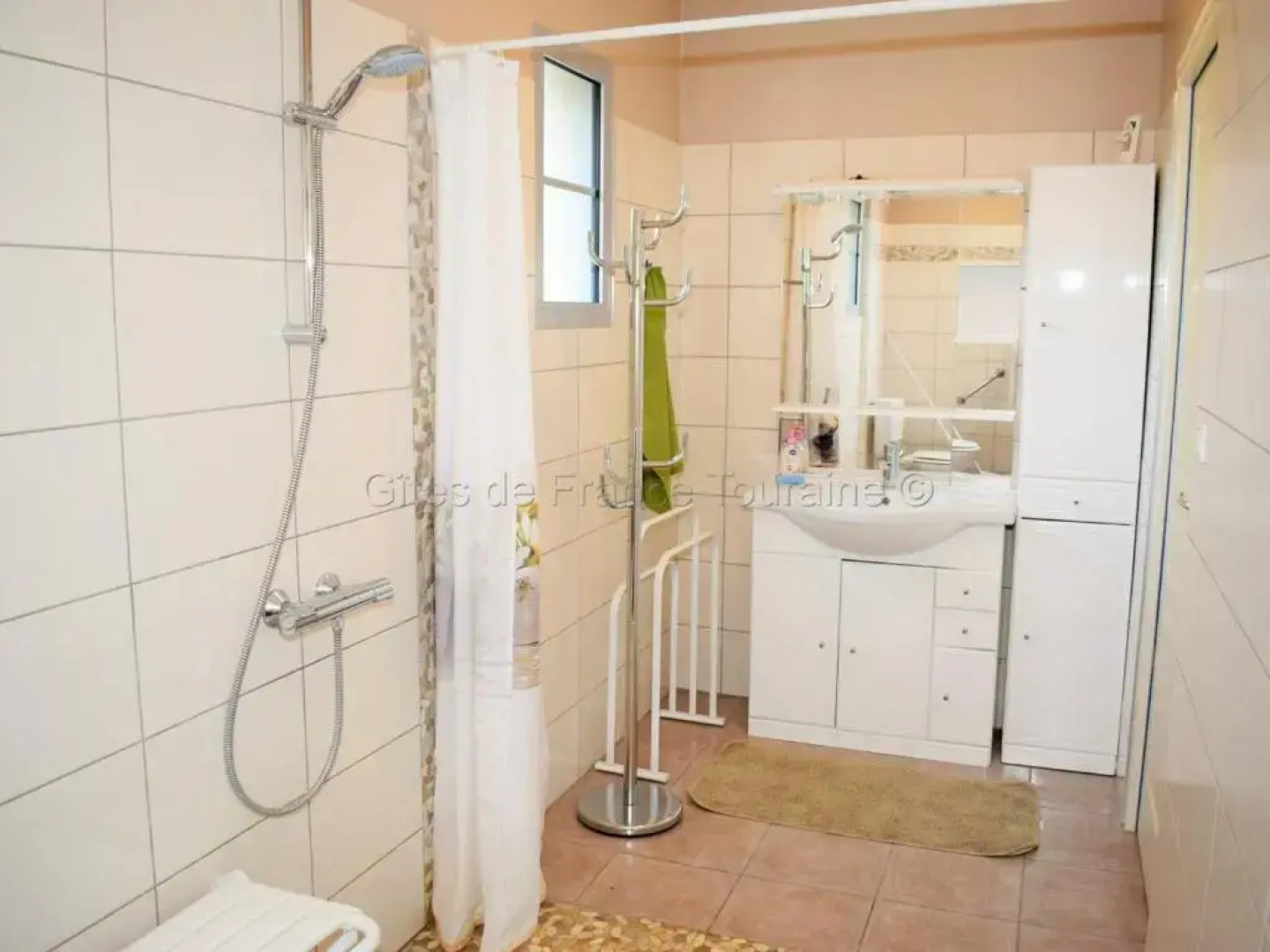 Gîte Sainte-Maure-de-Touraine, 4 pièces, 6 personnes - FR-1-381-109