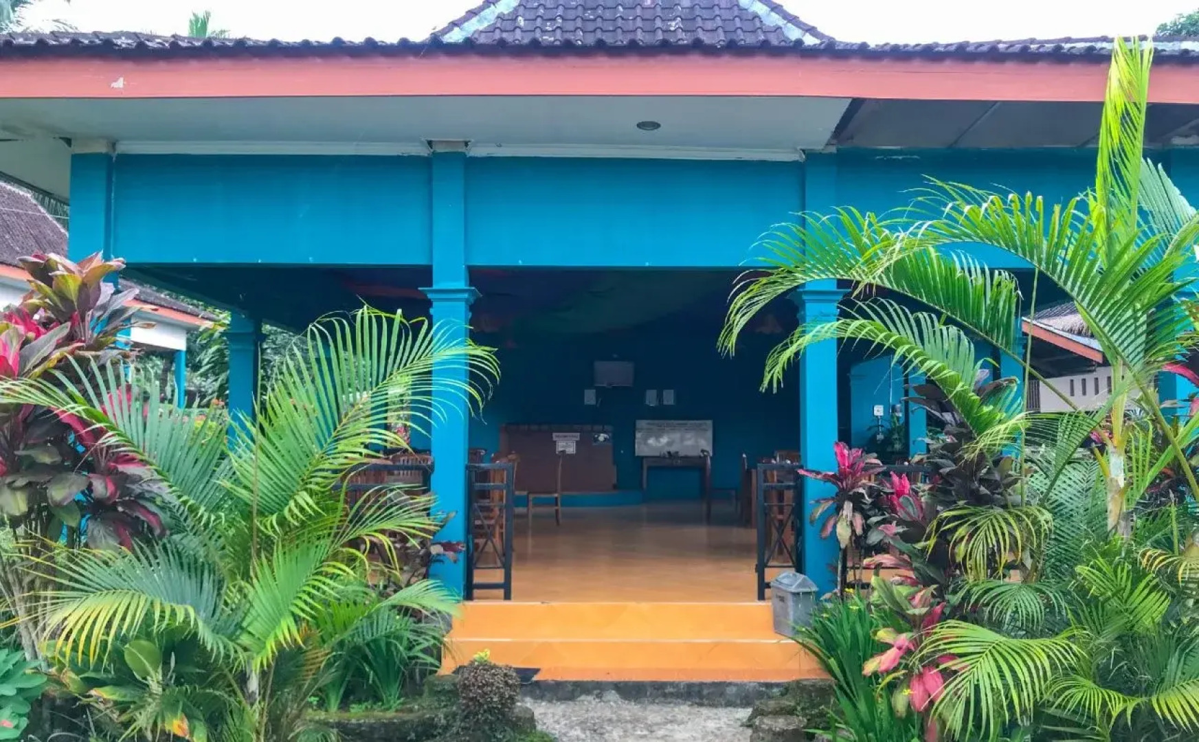 Surya Karhyn Hotel & Restaurant